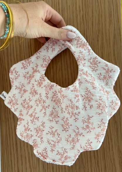 Bavoirs bandanas fleurs pour bébé personnalisable