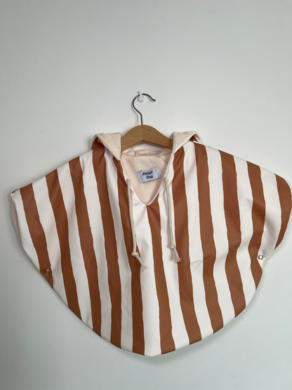 Cape de pluie Héra en stock